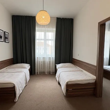 Praha Hotel 3*