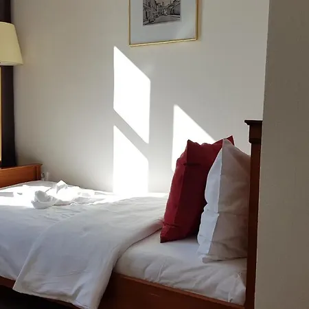 Praha Hotel